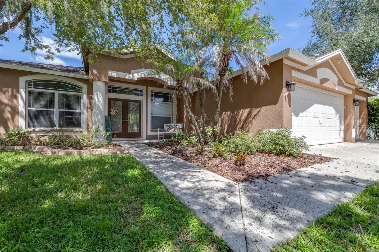 Single Family Residence at 17012 FALCONRIDGE RD, LITHIA, photo 9 of 100