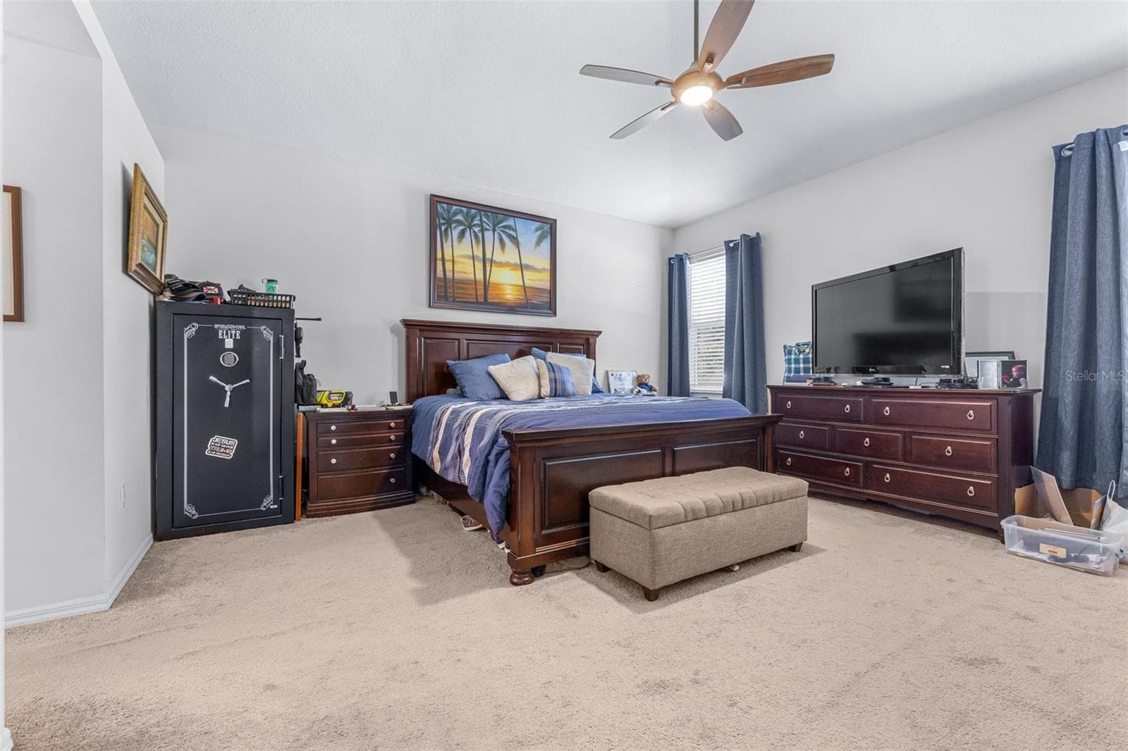 Single Family Residence at 17012 FALCONRIDGE RD, LITHIA, photo 32 of 100