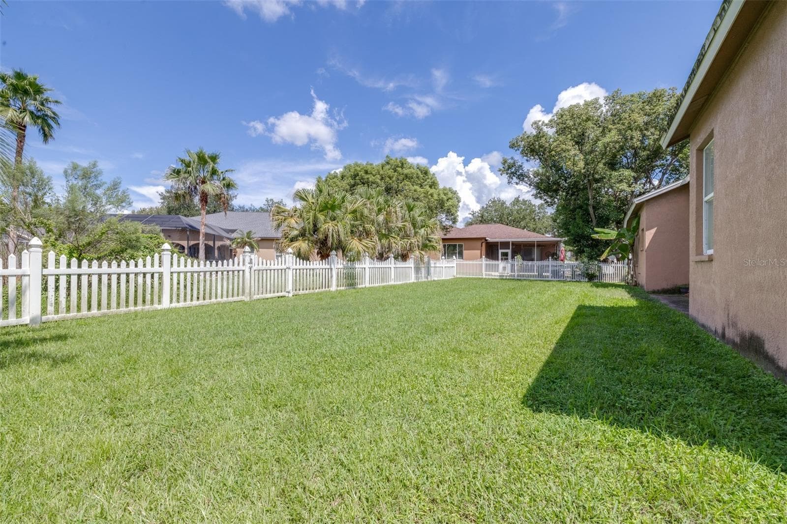 Single Family Residence at 17012 FALCONRIDGE RD, LITHIA, photo 61 of 100