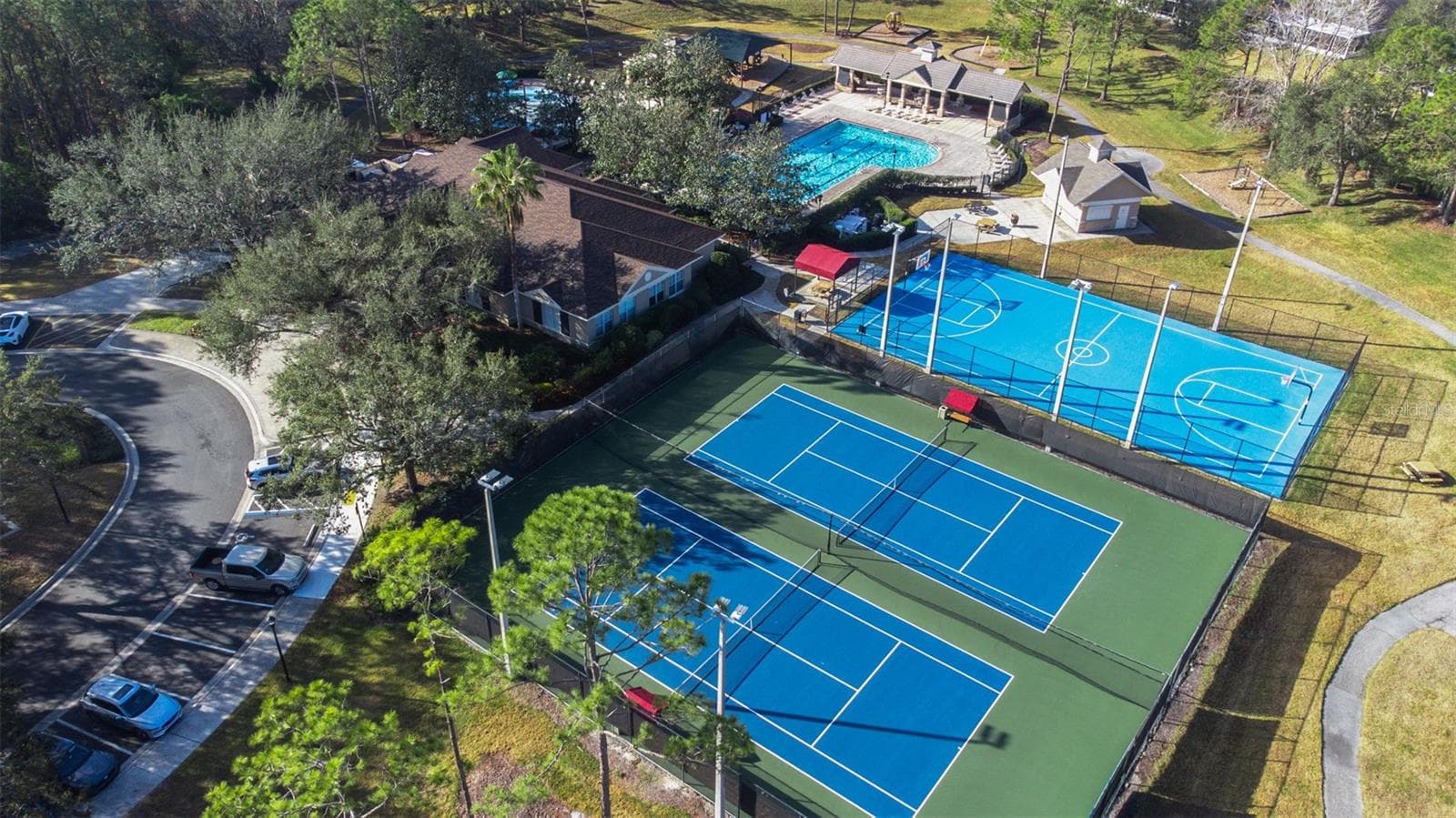 Single Family Residence at 17012 FALCONRIDGE RD, LITHIA, photo 91 of 100