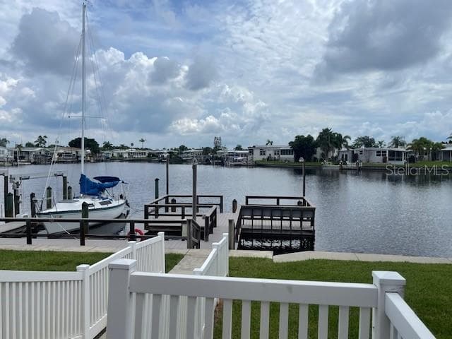 Waterfront Community - 636 MOUNT PINEY AVE NE #702, ST PETERSBURG