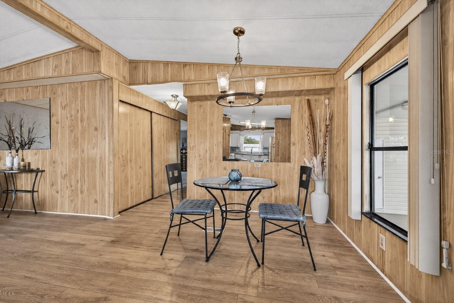 Dining area - 7880 54TH AVE N #38, ST PETERSBURG