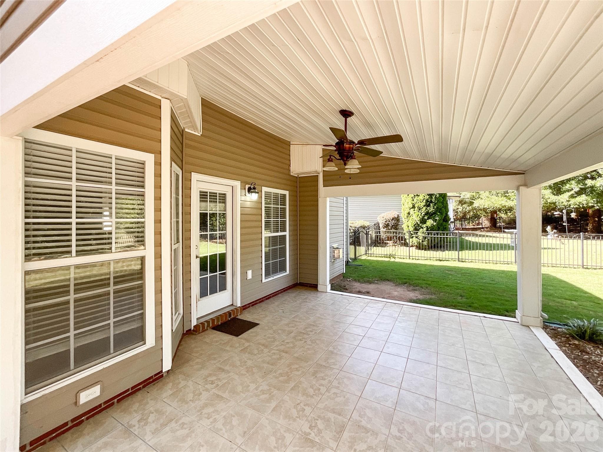 Single Family Residence at 1112 Tranquil Falls Lane, Matthews, photo 38 of 45