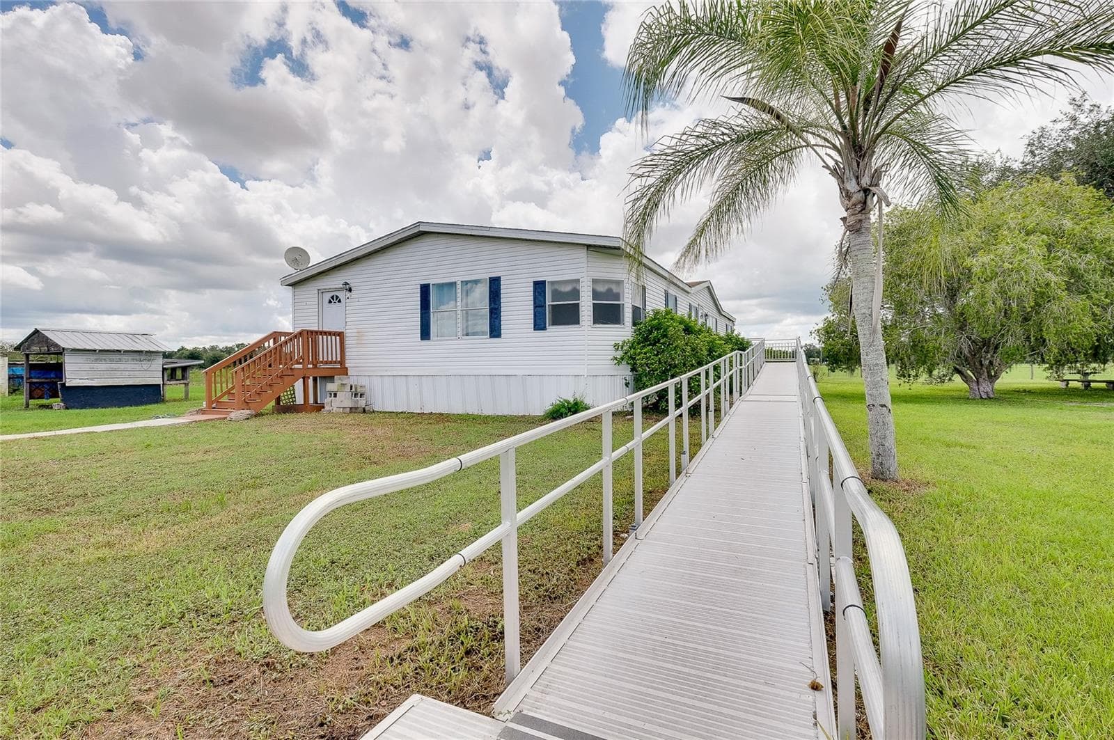 Manufactured Home at 8235 STATE ROAD 64 W, ONA, photo 6 of 84