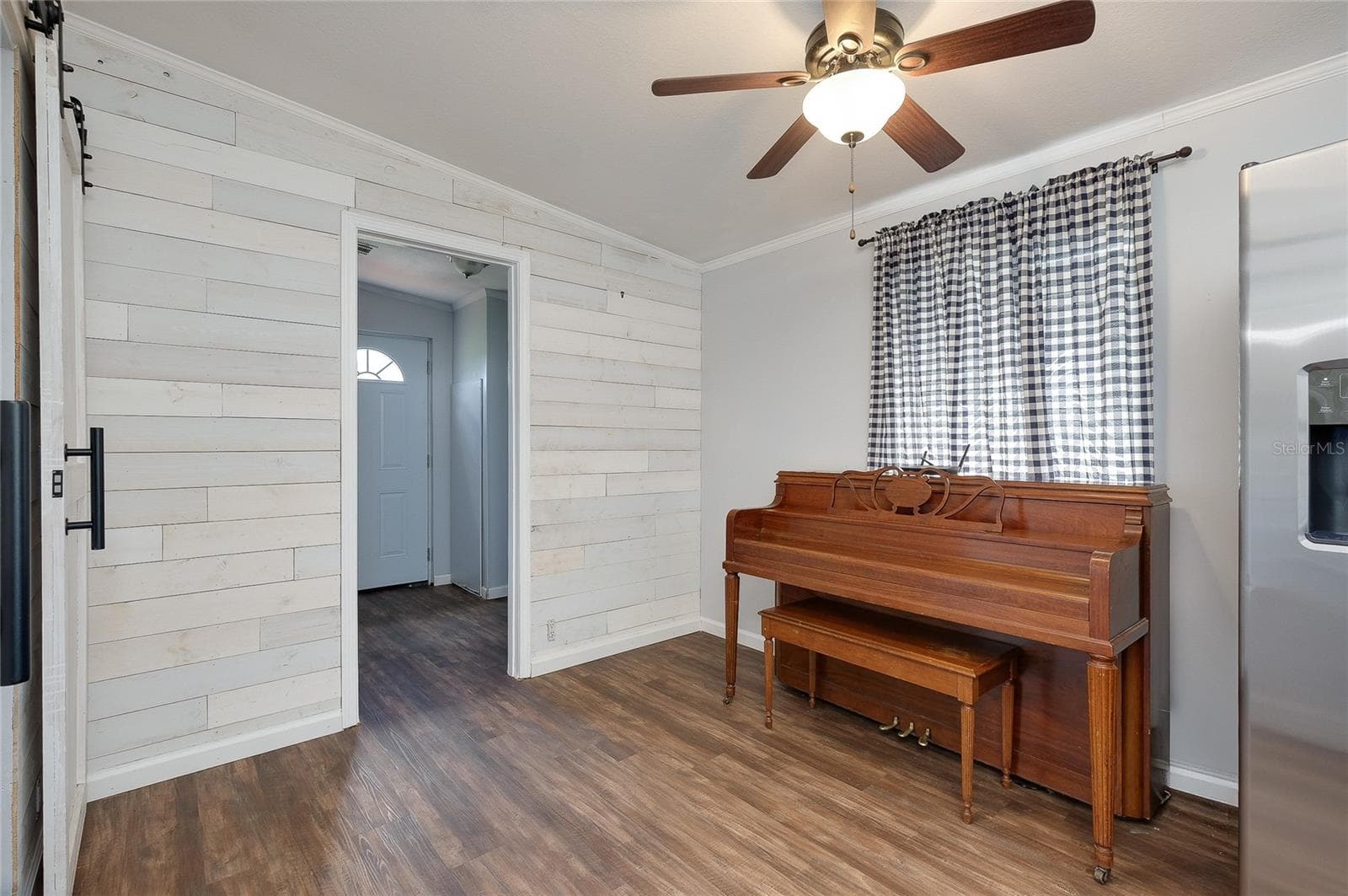 Breakfast Nook - 8235 STATE ROAD 64 W, ONA