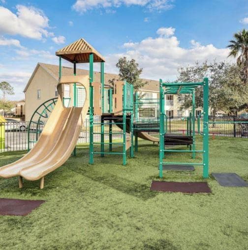 Single Family Residence at 2704 CLUB CORTILE CIR, KISSIMMEE, photo 31 of 33