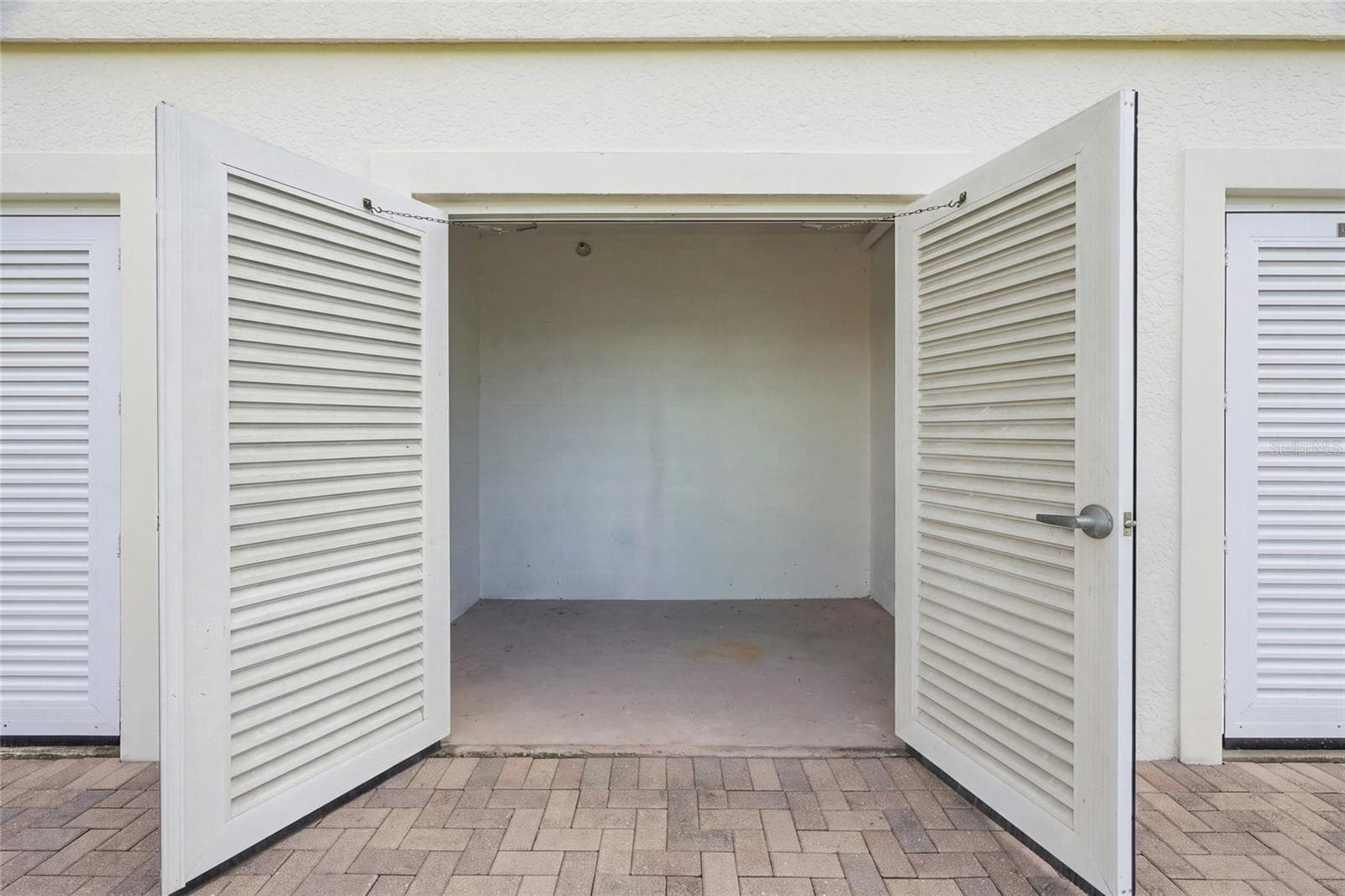 Poolside Cabana - 17735 GULF BLVD #204, REDINGTON SHORES