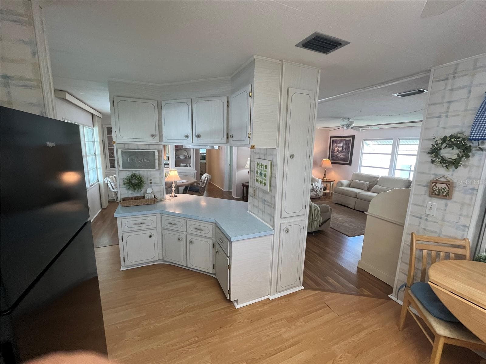Manufactured Home at 423 CERVINA DR, VENICE, photo 18 of 38
