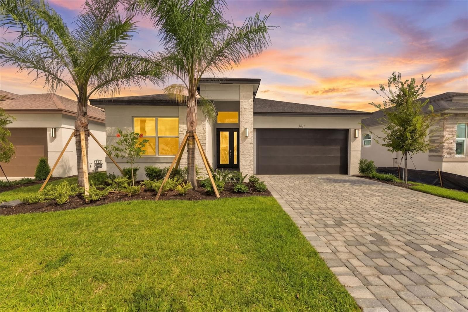 Actual Pic of Home at Dusk - 3427 MALTA AVE, WESLEY CHAPEL