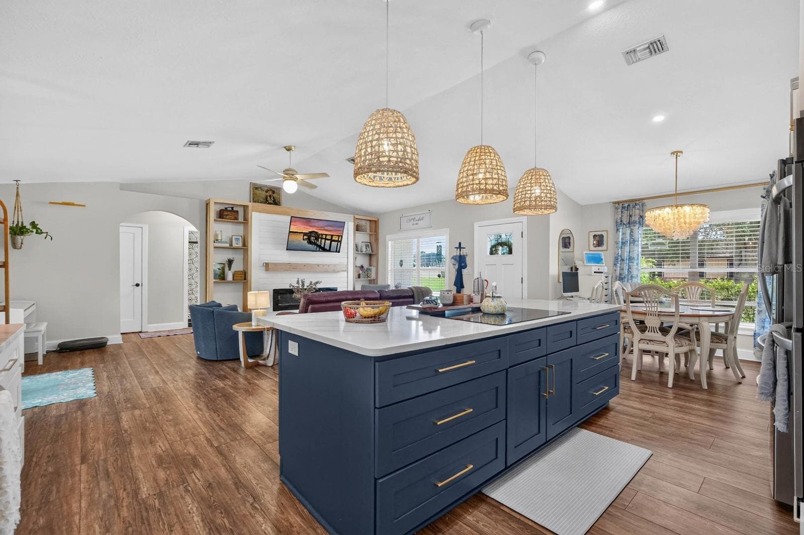 KITCHEN - 3216 UMBRELLA TREE, EDGEWATER