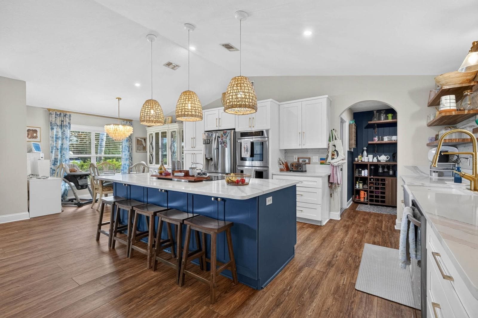 Single Family Residence at 3216 UMBRELLA TREE, EDGEWATER, photo 8 of 26
