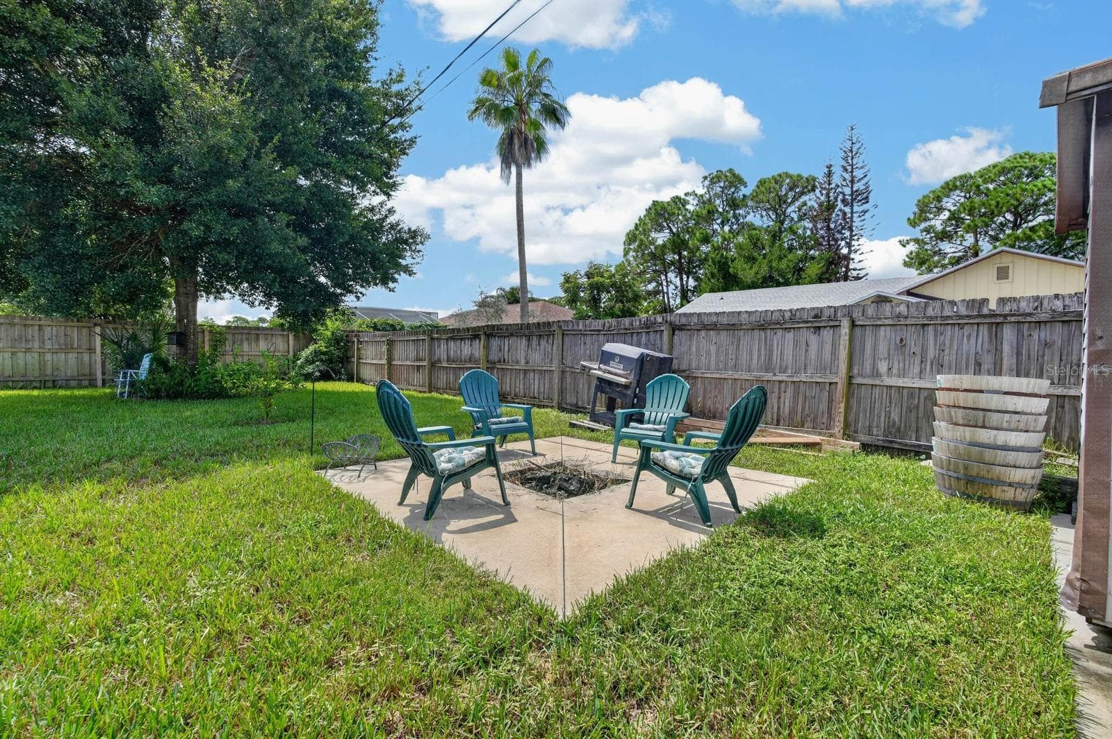 BACK YARD - 3216 UMBRELLA TREE, EDGEWATER