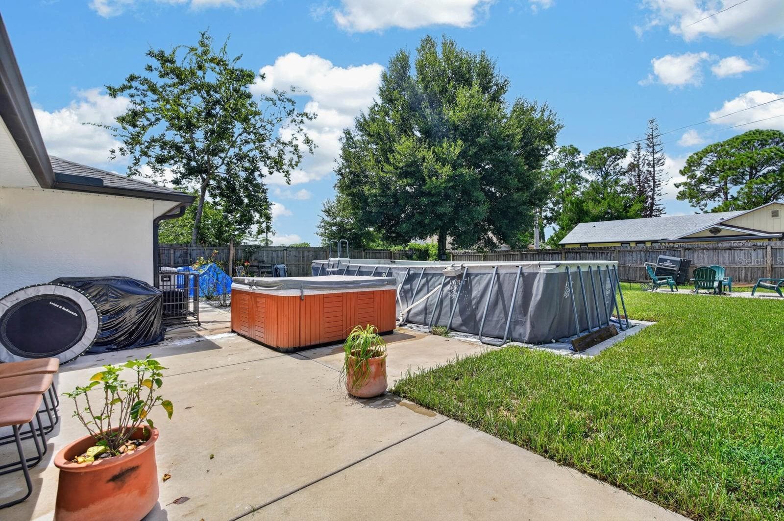 BACK PATIO - 3216 UMBRELLA TREE, EDGEWATER