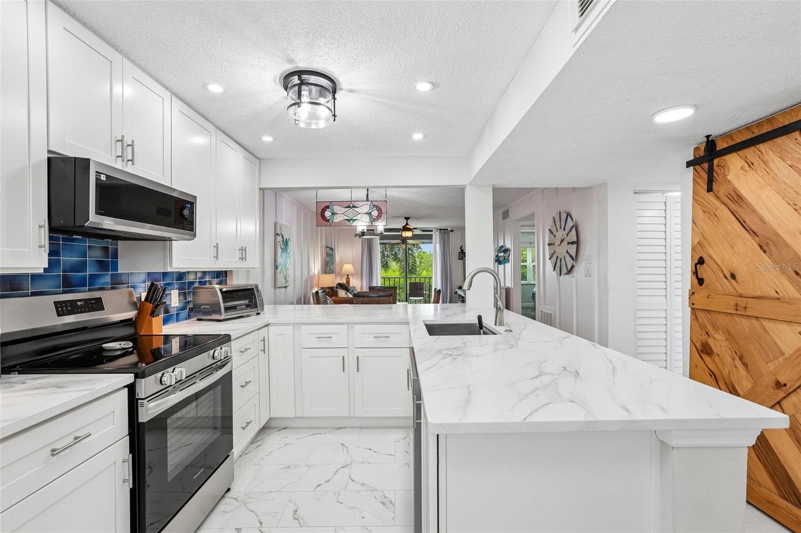 Condominium at 1332 PASADENA AVE S #207, SOUTH PASADENA, photo 6 of 71