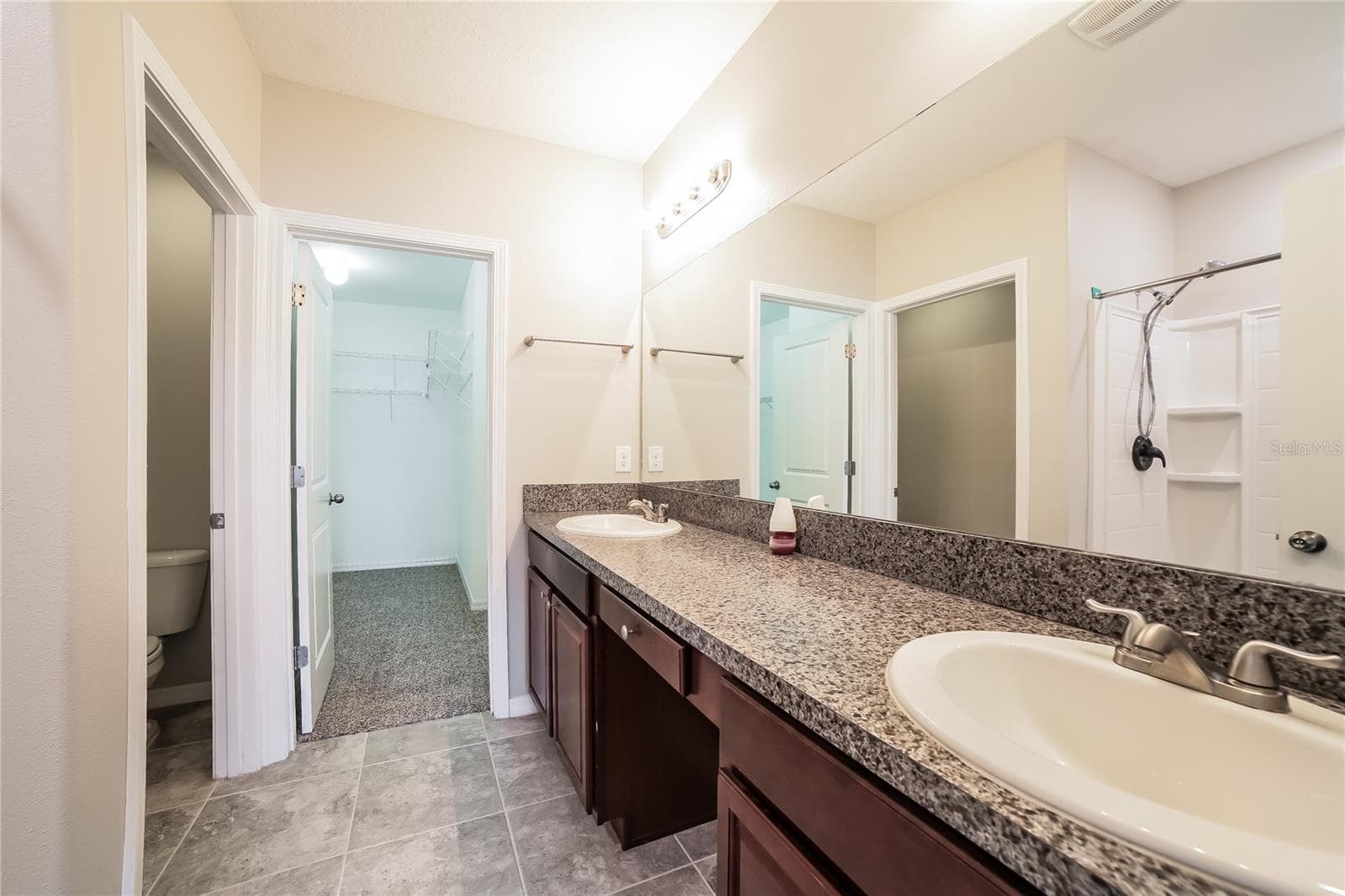 Single Family Residence at 6530 TRENT CREEK DR, SUN CITY CENTER, photo 9 of 15