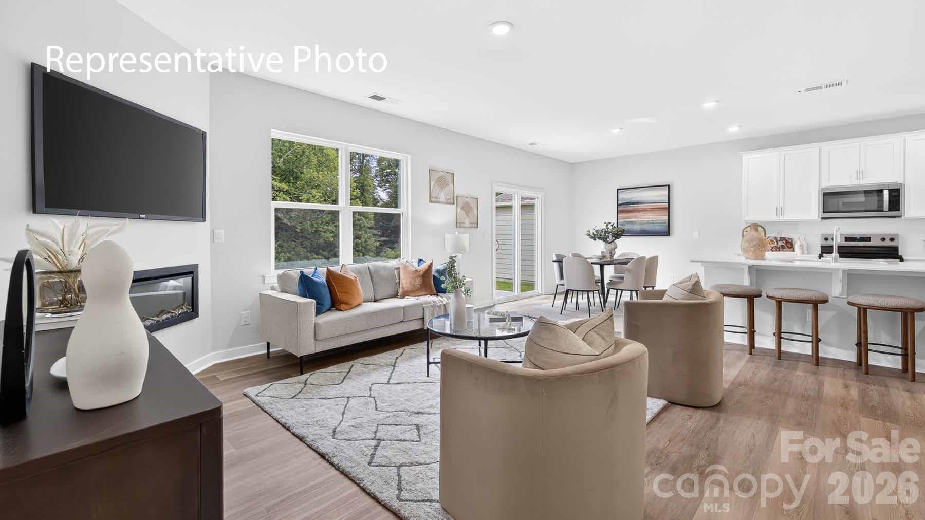 Single Family Residence at 3613 Honey Locust Lane, Gastonia, photo 12 of 32