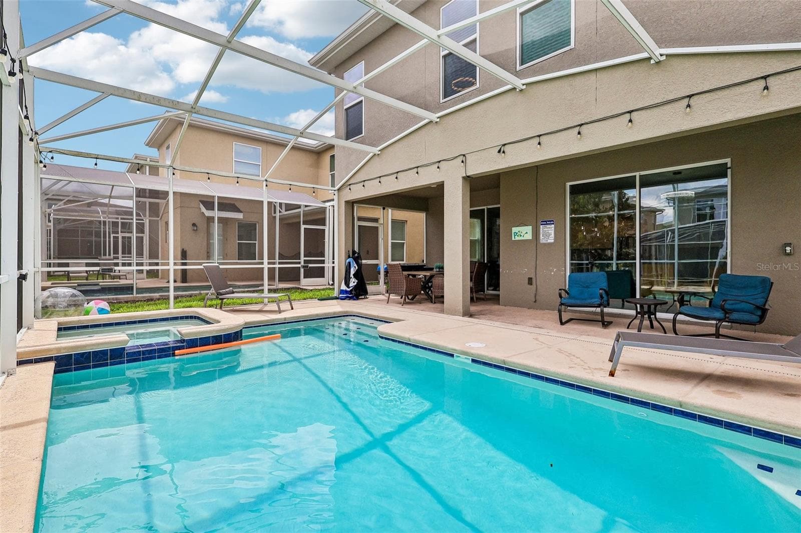 Private Pool with Large covered lanai - 571 STICKS ST, DAVENPORT
