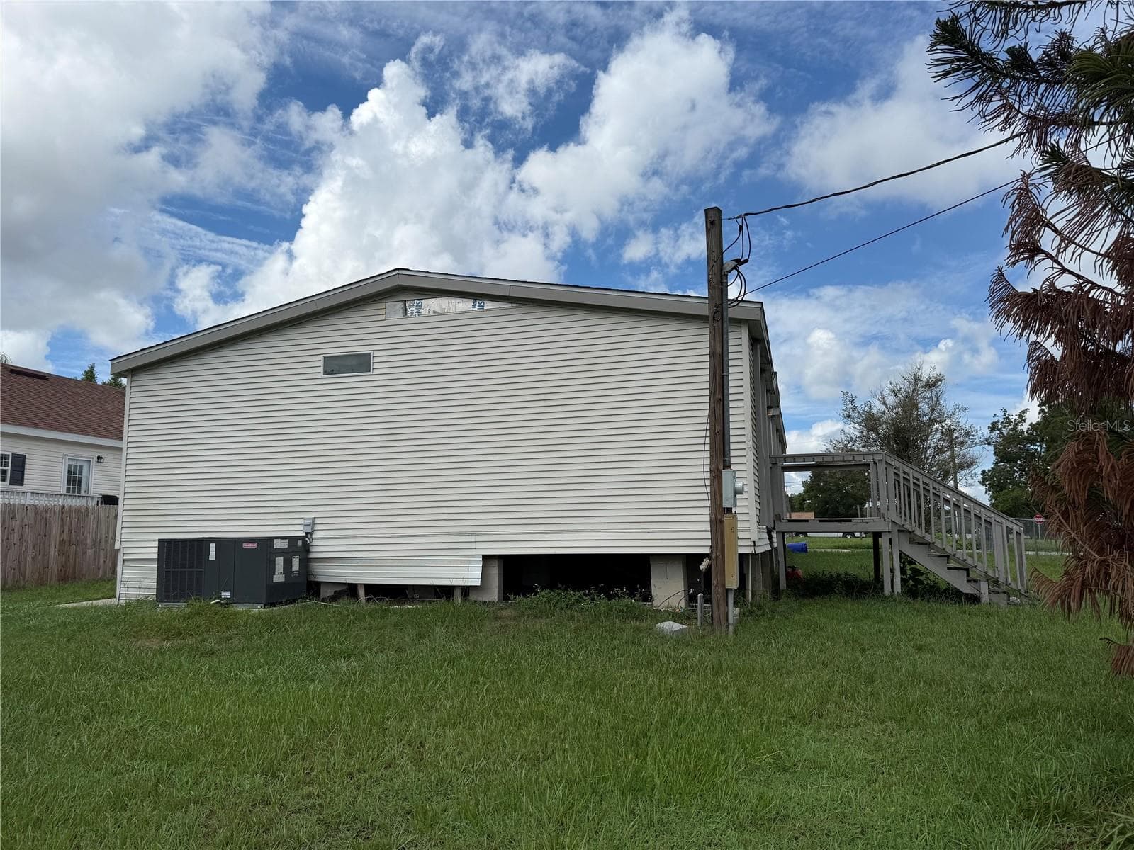 Manufactured Home at 4119 SE LEMON AVE, HIGHLAND CITY, photo 17 of 18