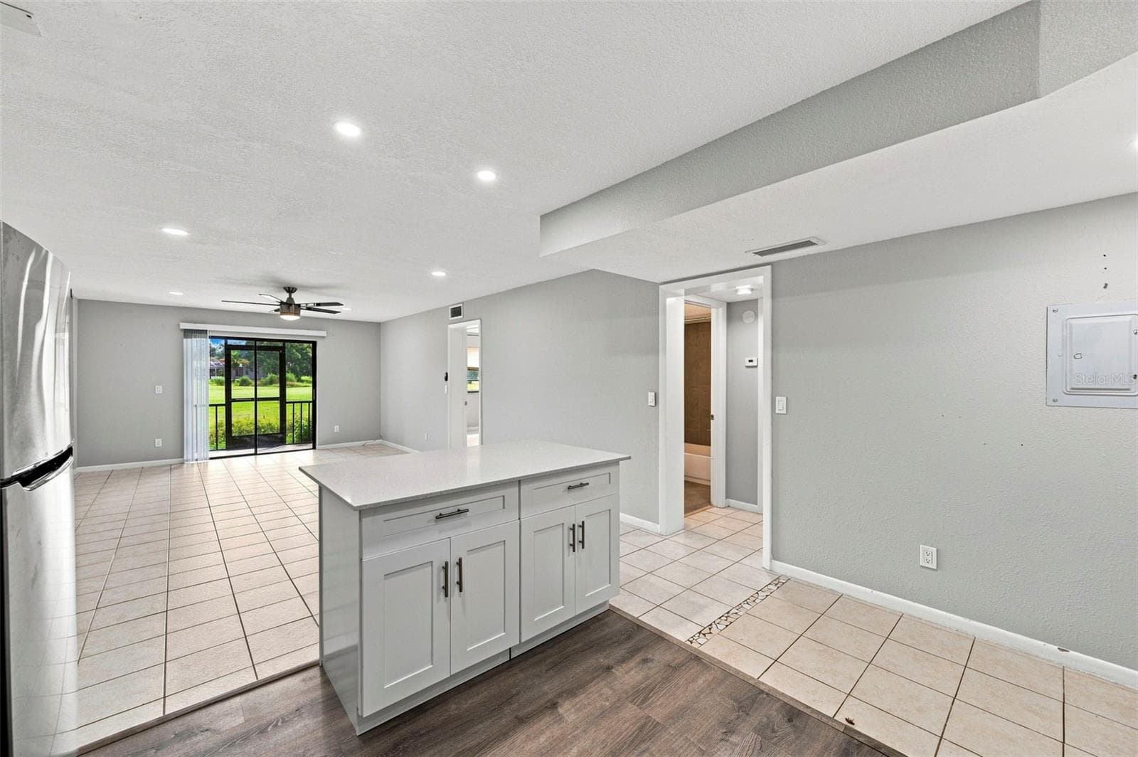 Condominium at 1000 TARPON WOODS BLVD #302, PALM HARBOR, photo 11 of 60