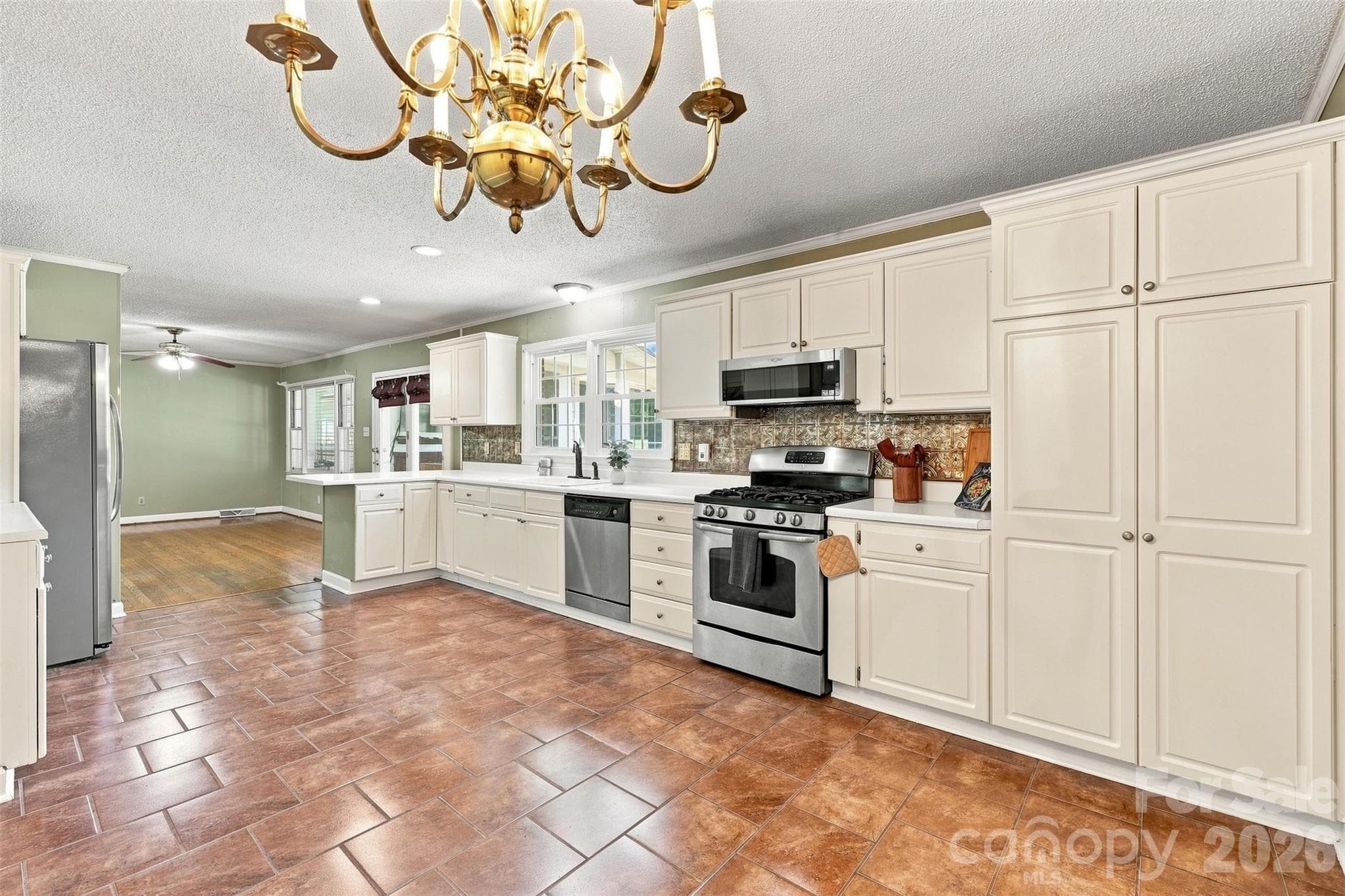 Kitchen - 1464 Sullivan Street, Rock Hill