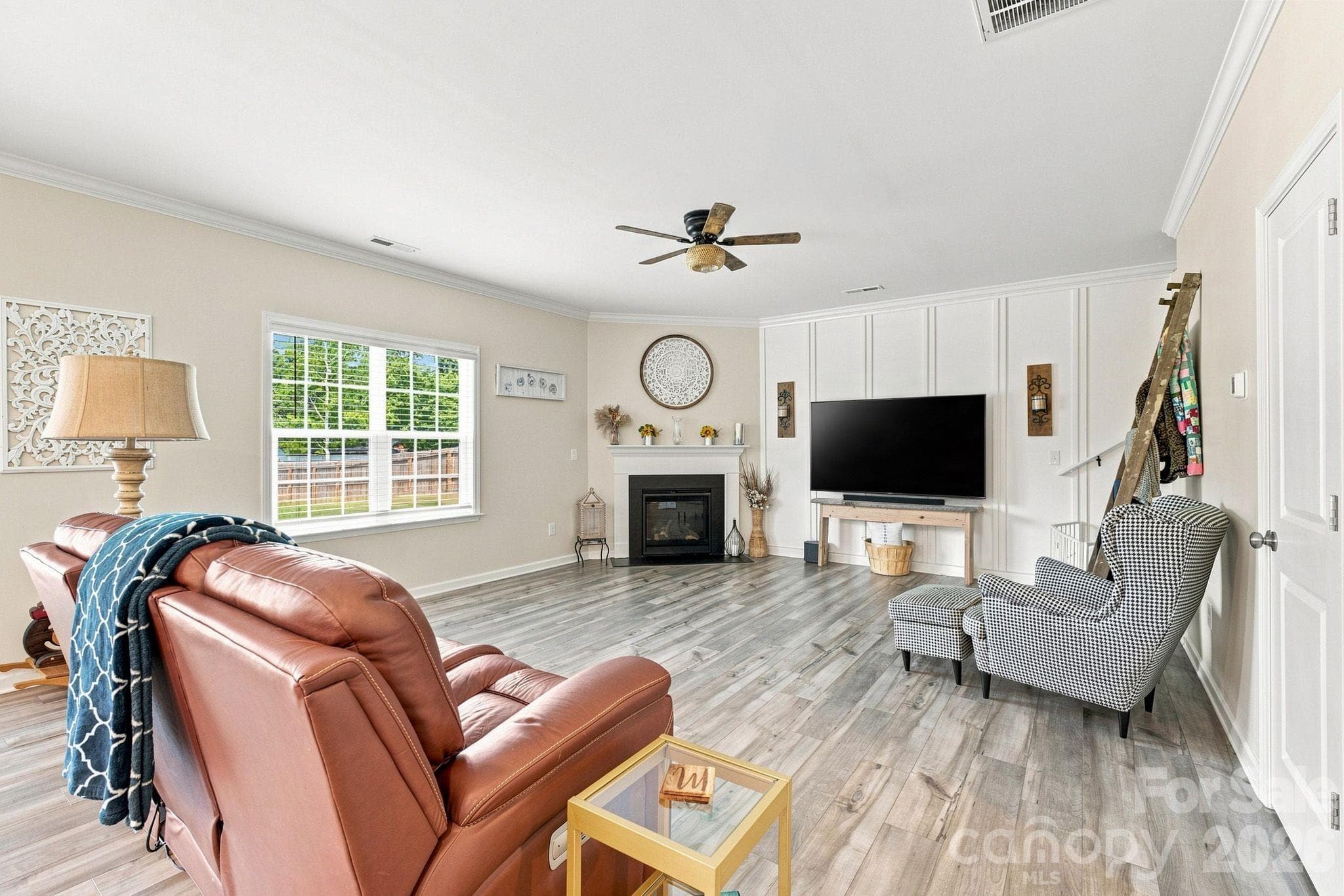 Single Family Residence at 133 Stone Hollow Road, Lexington, photo 4 of 43