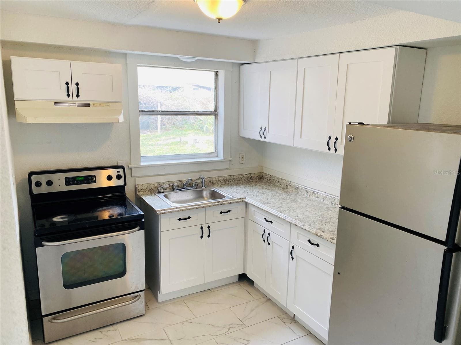 Single Family Residence at 920 E SENECA AVE, TAMPA, photo 21 of 32