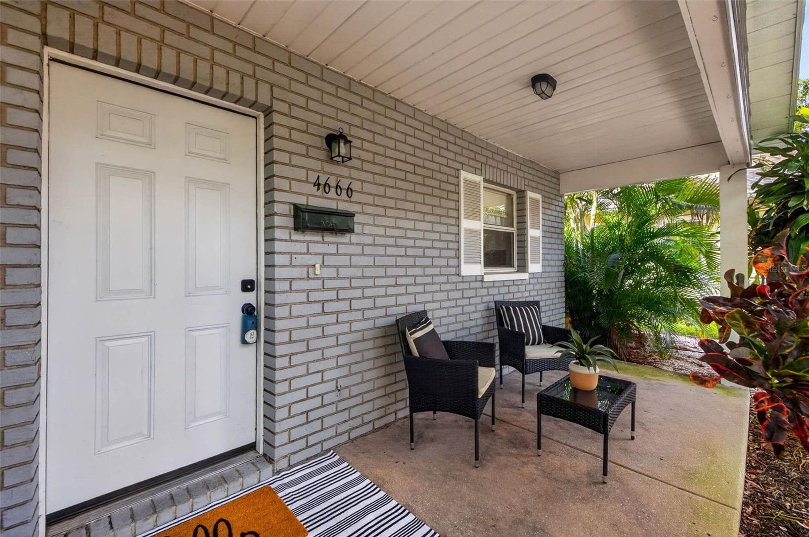 Single Family Residence at 4666 11TH AVE S, ST PETERSBURG, photo 3 of 29