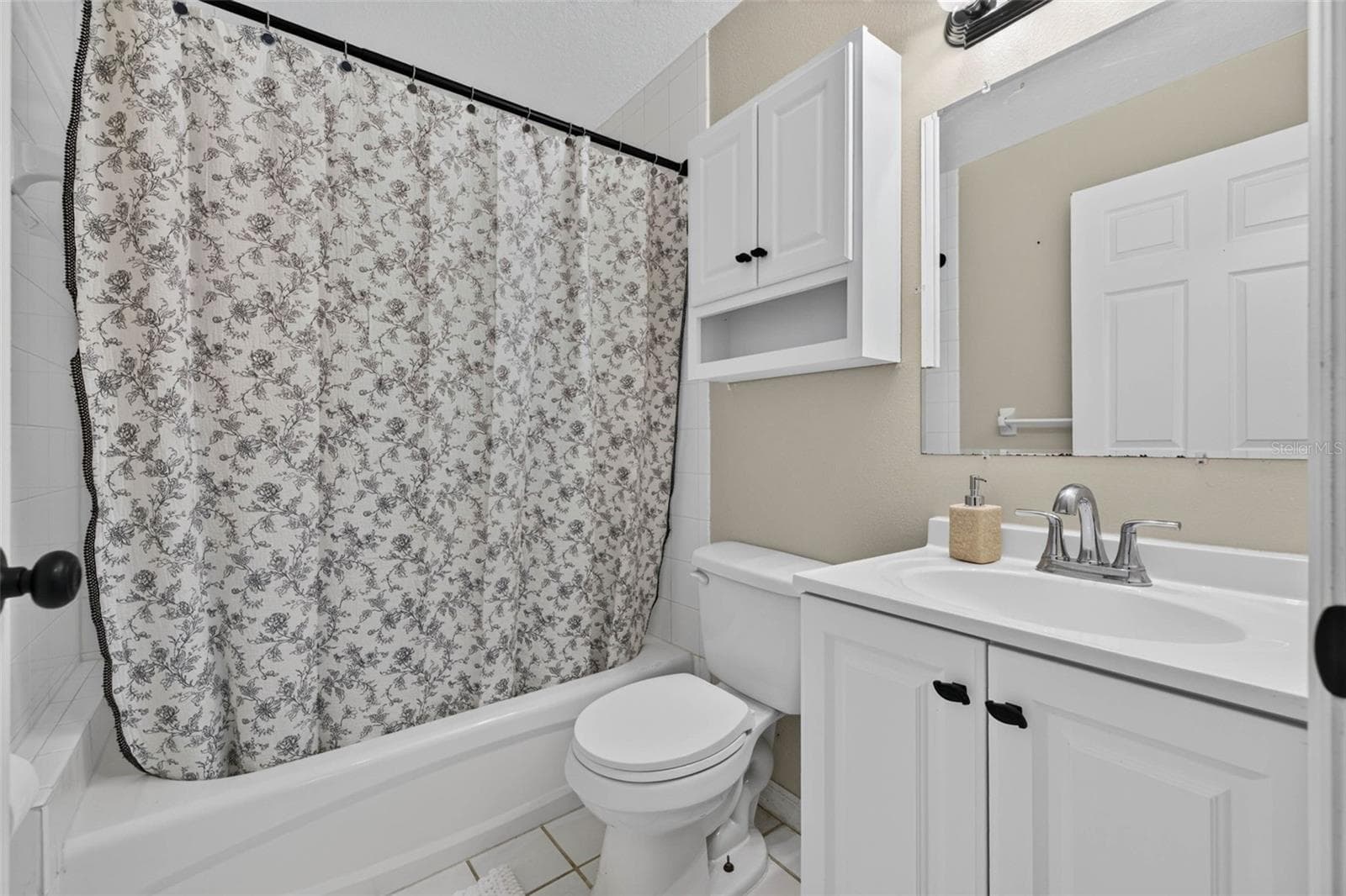 Single Family Residence at 4666 11TH AVE S, ST PETERSBURG, photo 15 of 29