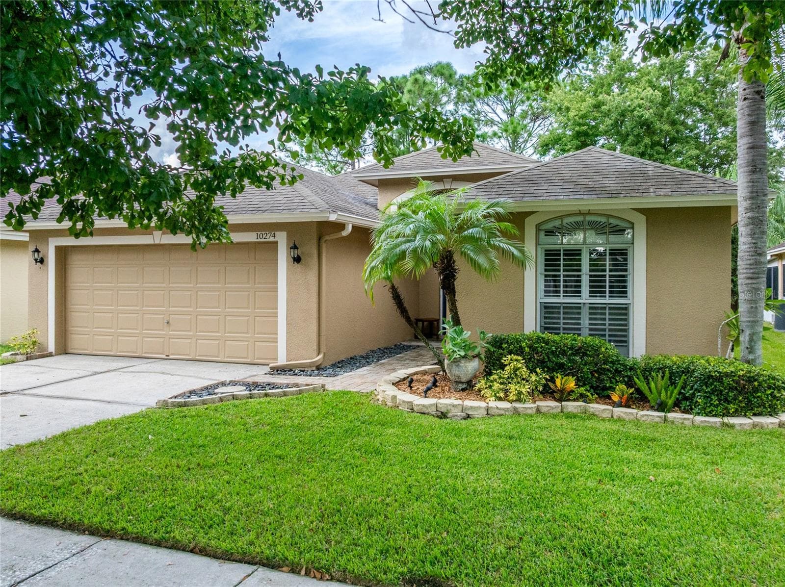 Single Family Residence at 10274 OASIS PALM DR, TAMPA, photo 42 of 45