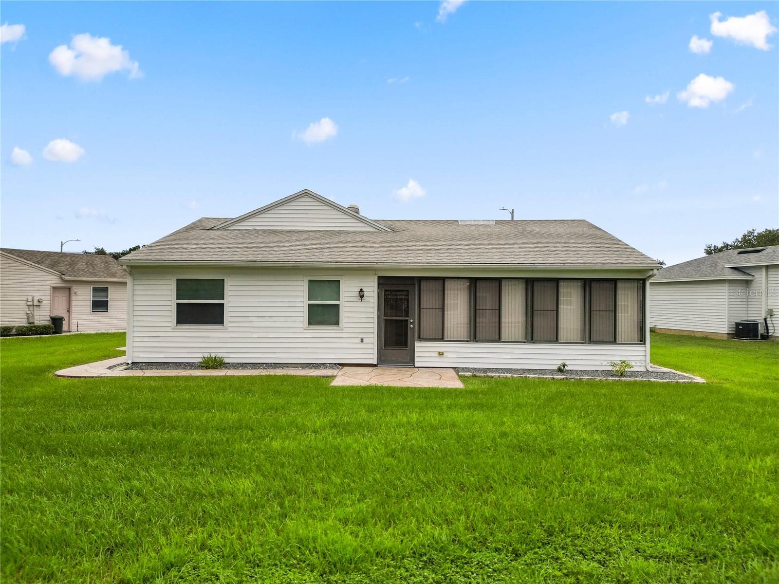 Single Family Residence at 1120 PARAKEET TRL, LAKELAND, photo 3 of 42
