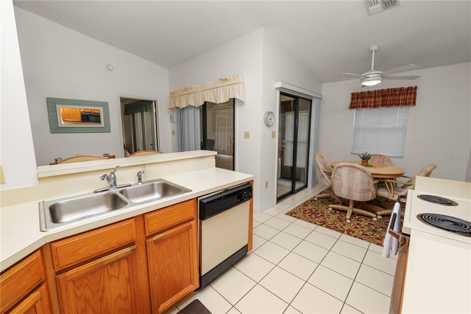 Single Family Residence at 1120 PARAKEET TRL, LAKELAND, photo 29 of 42