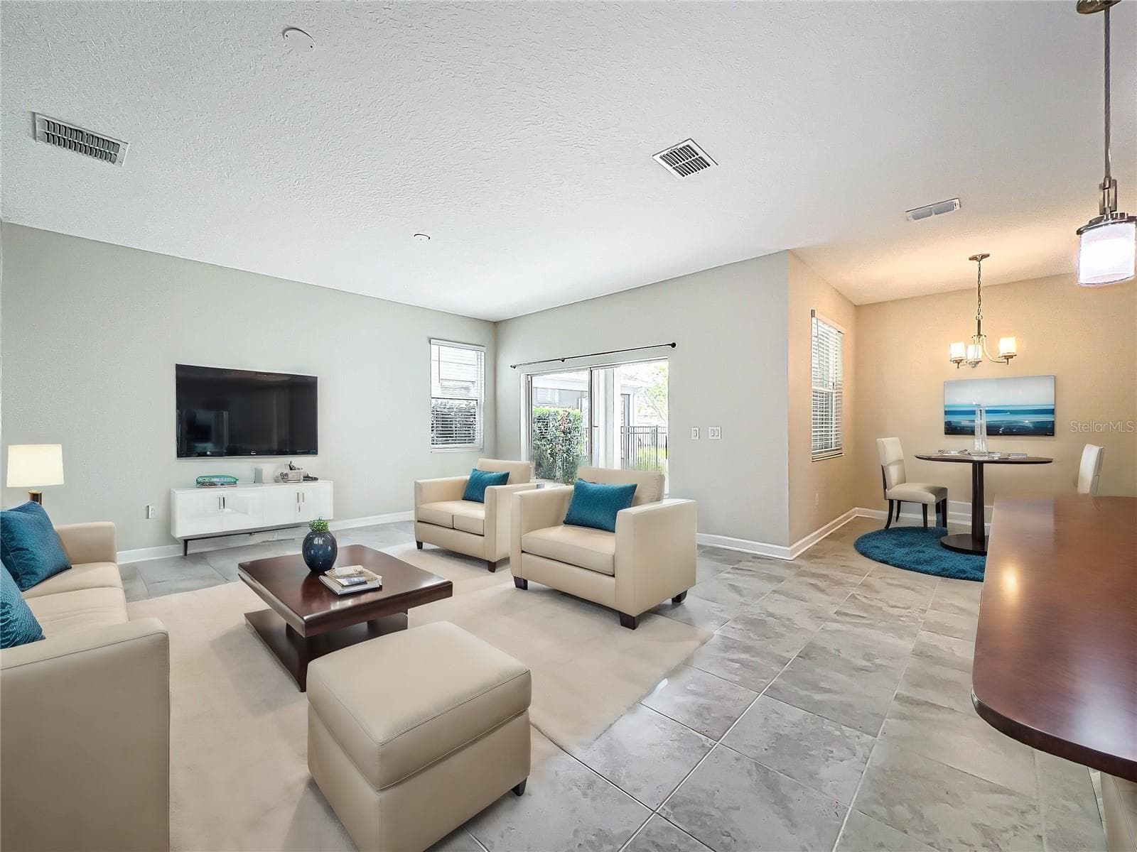 Single Family Residence at 11974 HOMETOWN PL, ORLANDO, photo 7 of 72