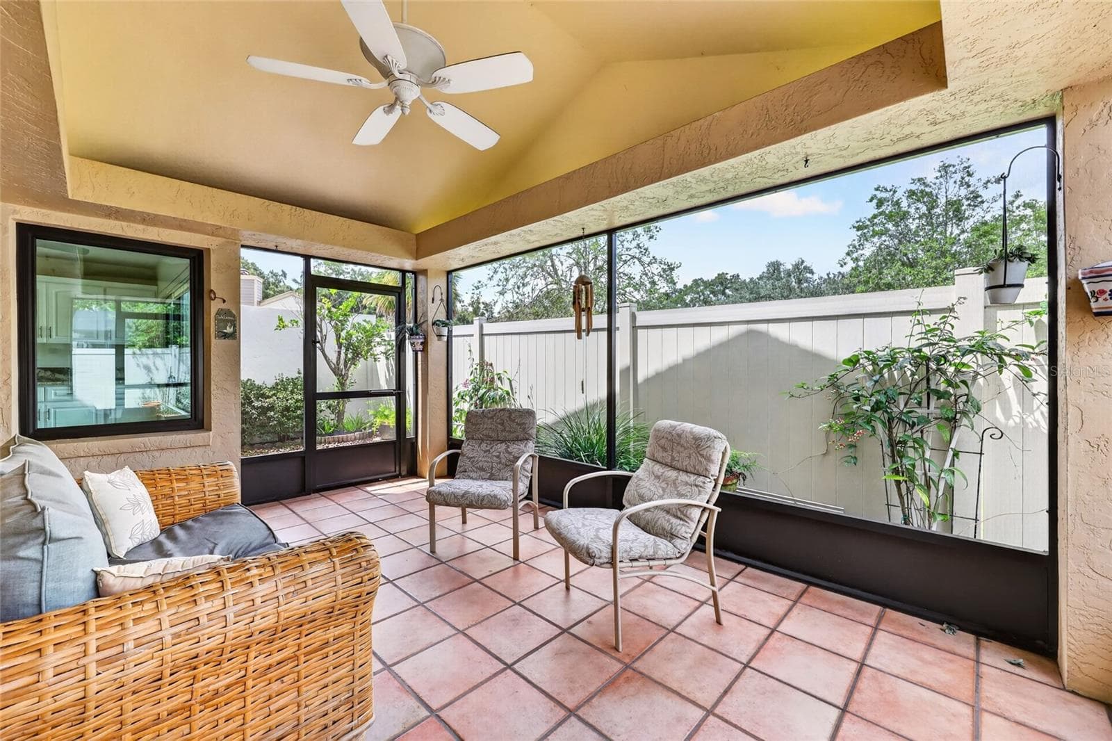 Single Family Residence at 4427 NE 5TH ST, OCALA, photo 4 of 85