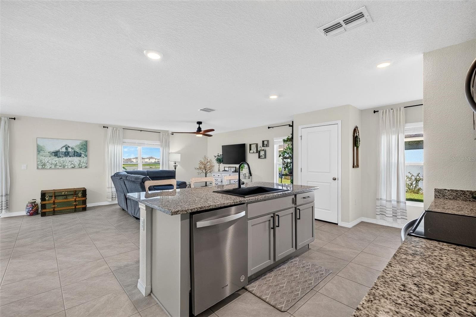 Single Family Residence at 10137 CHARLOTTE DR, PARRISH, photo 7 of 76