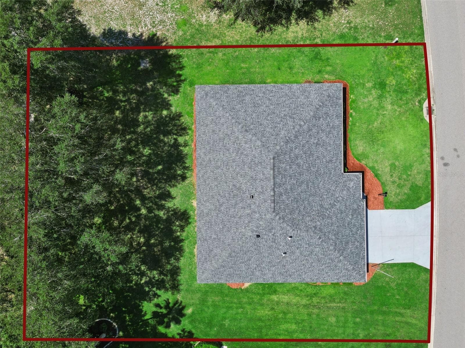 Single Family Residence at 5606 LAVER ST, LEESBURG, photo 41 of 91
