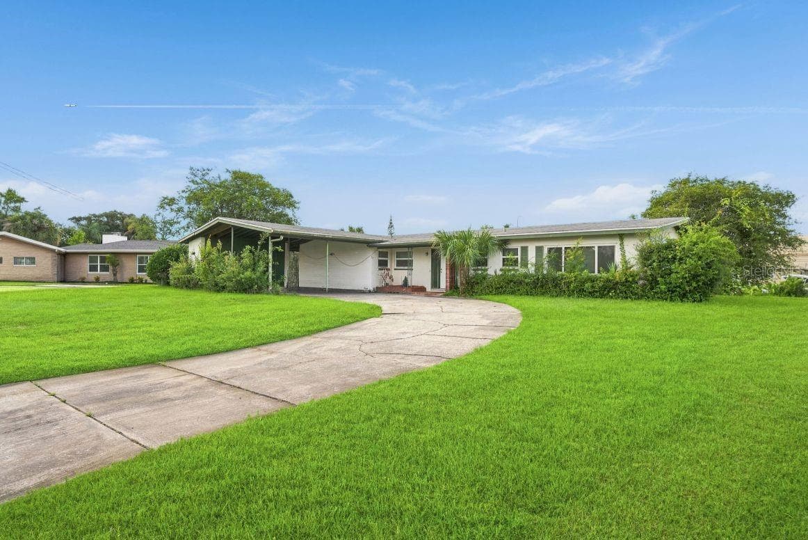 3120 TRADEWINDS TRL