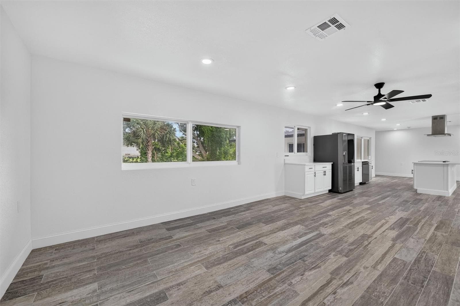 Single Family Residence at 801 MARLIN DR, PUNTA GORDA, photo 13 of 37