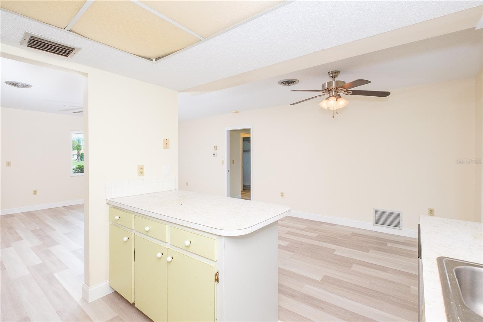 Kitchen / Dining - 995 BAY VISTA BLVD, ENGLEWOOD