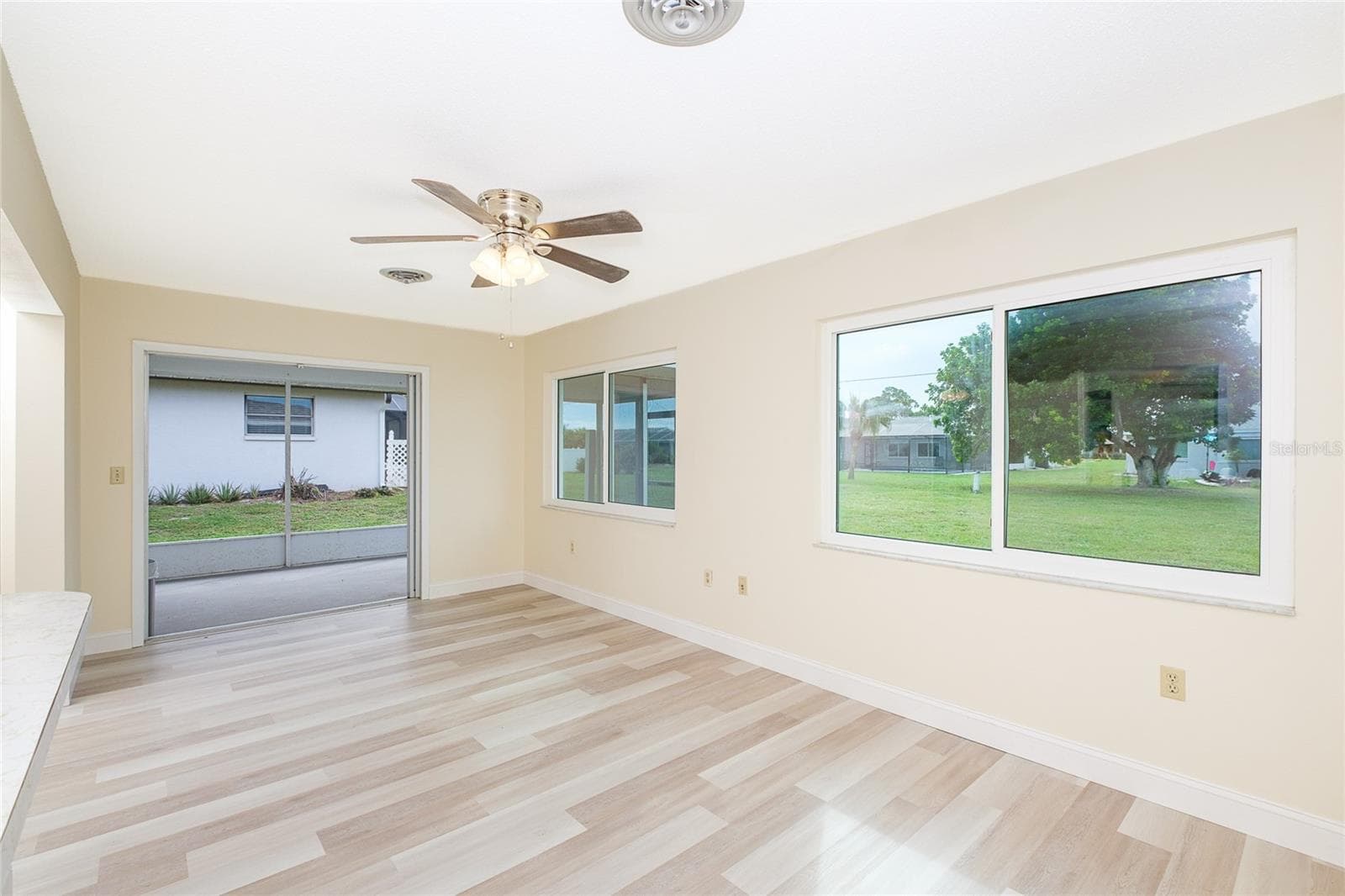 Family Rm - 995 BAY VISTA BLVD, ENGLEWOOD