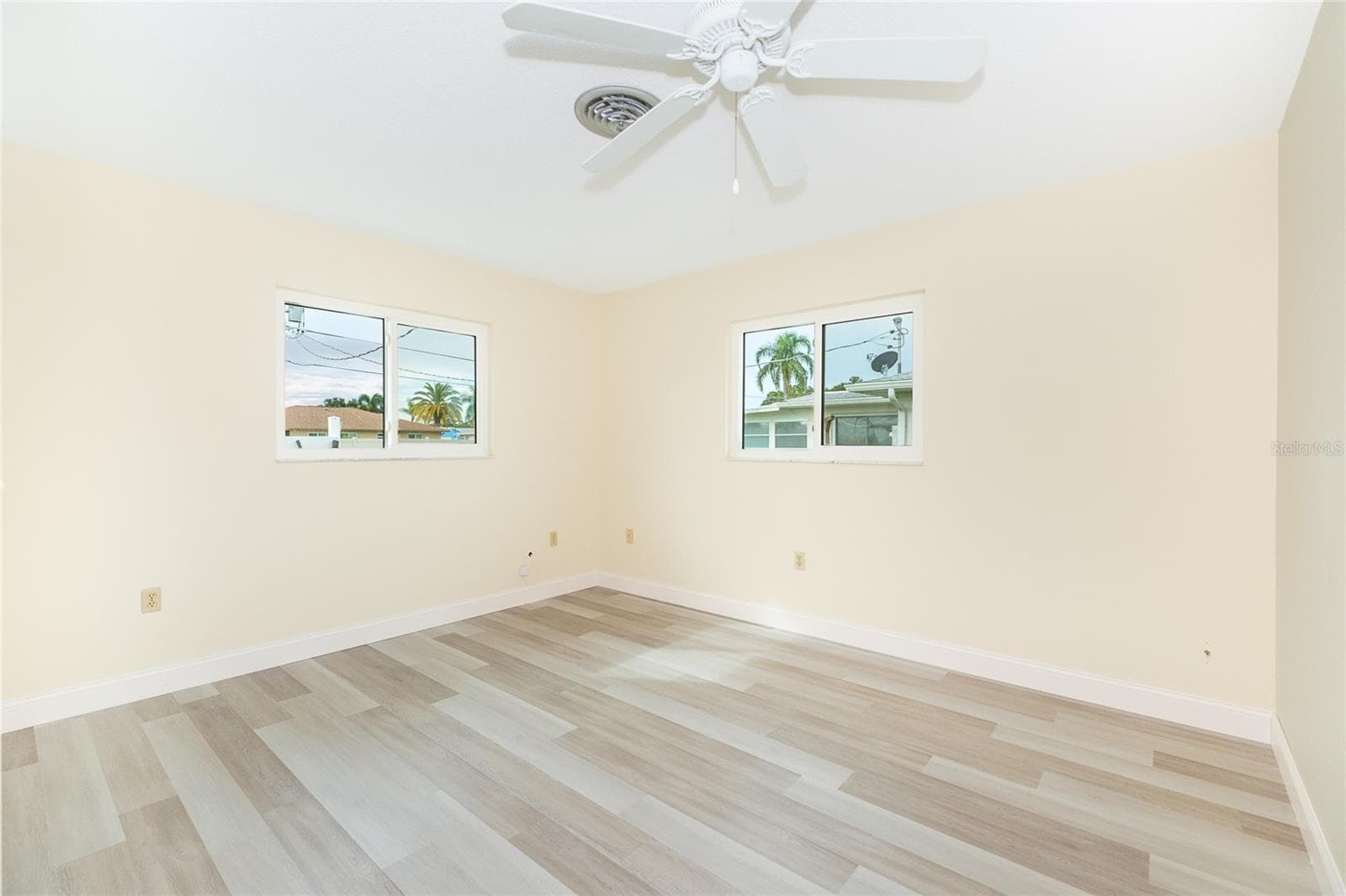 Guest bedroom - 995 BAY VISTA BLVD, ENGLEWOOD