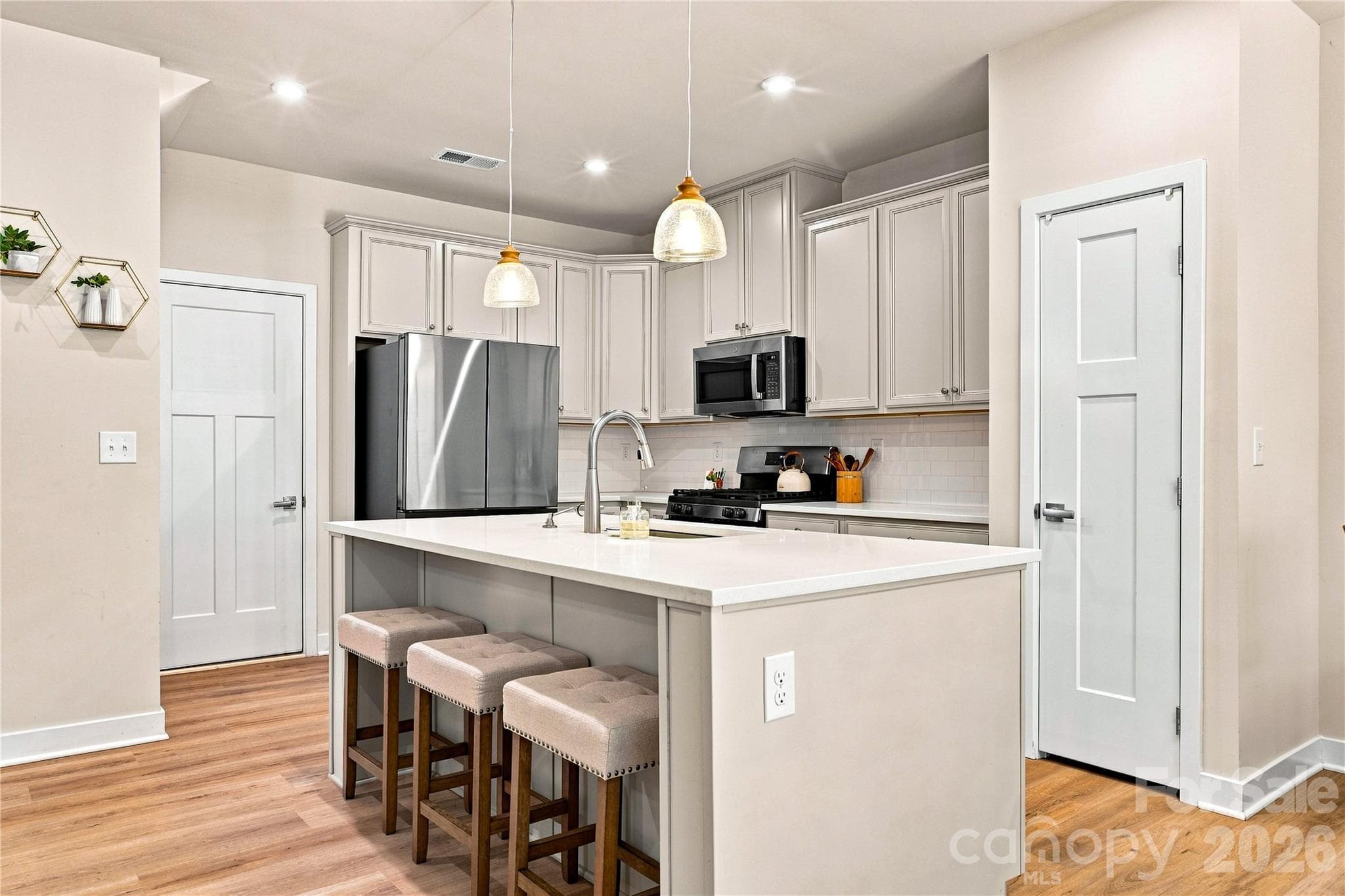 Townhouse at 6311 Ashton Park Drive, Denver, photo 16 of 41