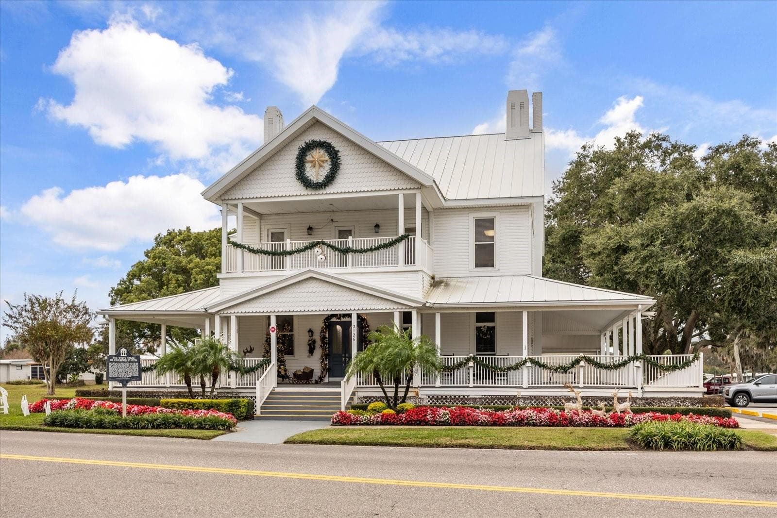 We LOVE THE HOLIDAYS - 3928 N CITRUS CIR #691, ZELLWOOD