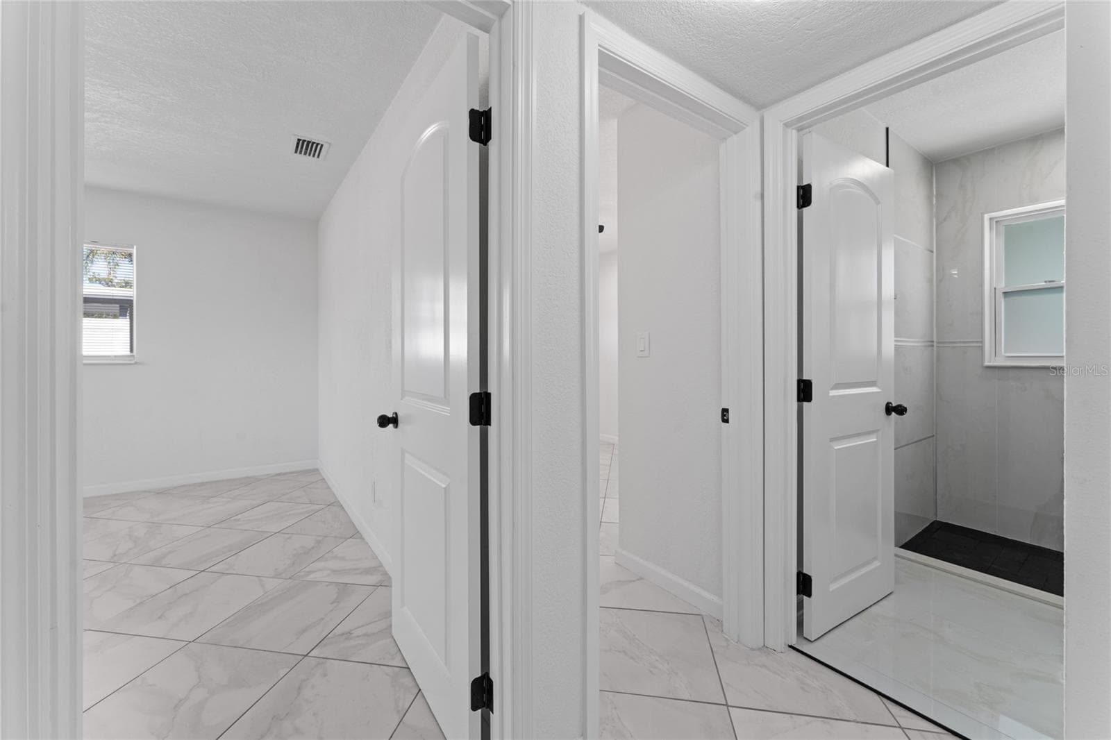 Single Family Residence at 4401 SHORE ACRES BLVD NE, ST PETERSBURG, photo 19 of 48