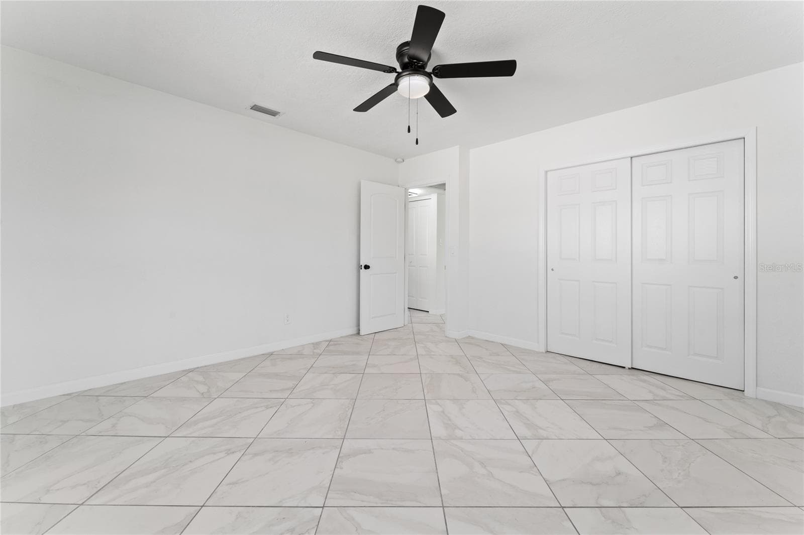 Single Family Residence at 4401 SHORE ACRES BLVD NE, ST PETERSBURG, photo 21 of 48