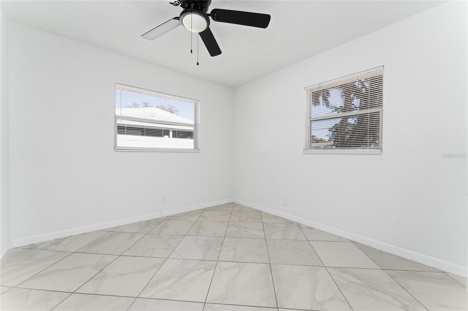 Single Family Residence at 4401 SHORE ACRES BLVD NE, ST PETERSBURG, photo 23 of 48