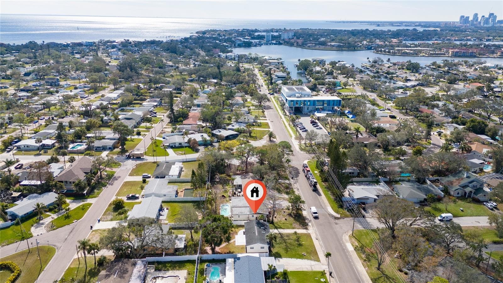 Single Family Residence at 4401 SHORE ACRES BLVD NE, ST PETERSBURG, photo 46 of 48
