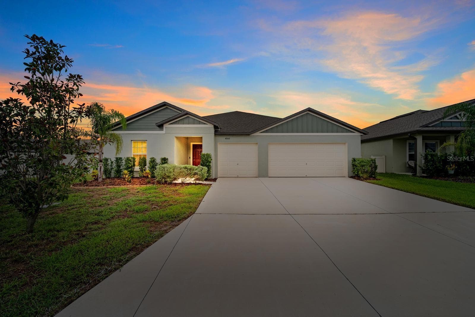 Front lawn was replaced - 4060 CAPRI COAST DR, PLANT CITY