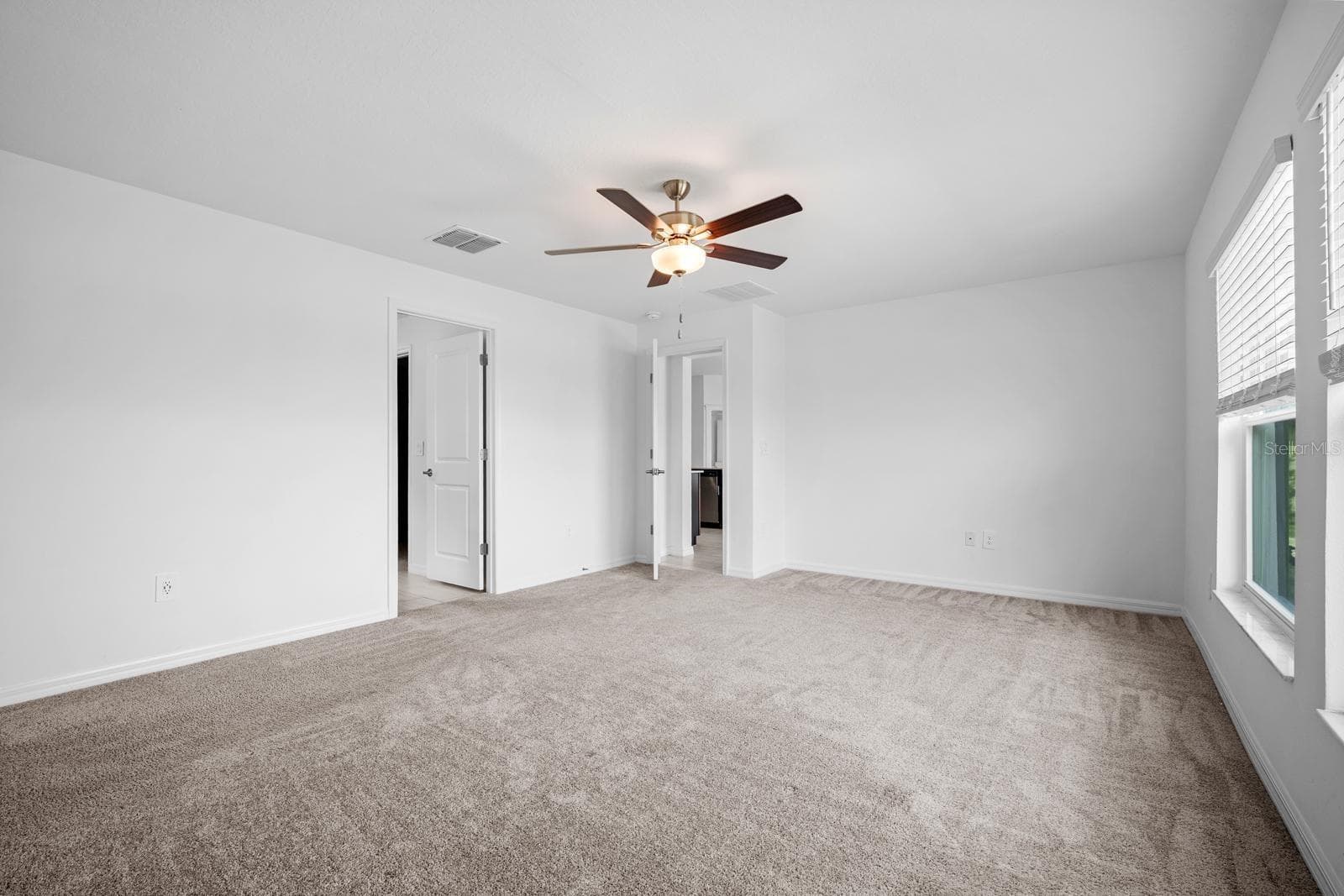 Single Family Residence at 4060 CAPRI COAST DR, PLANT CITY, photo 15 of 33