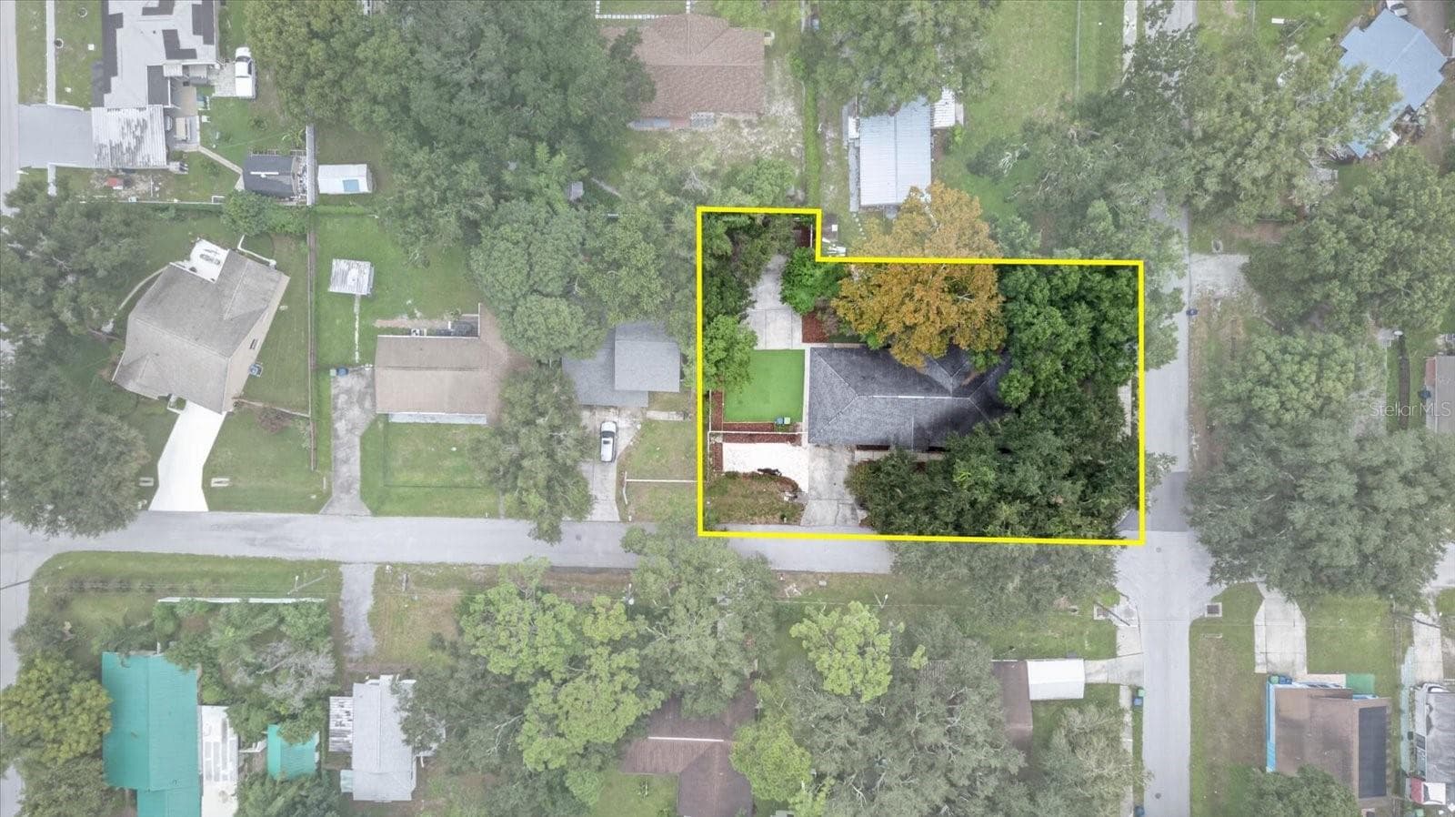 Single Family Residence at 5114 CHILKOOT ST, TAMPA, photo 3 of 90
