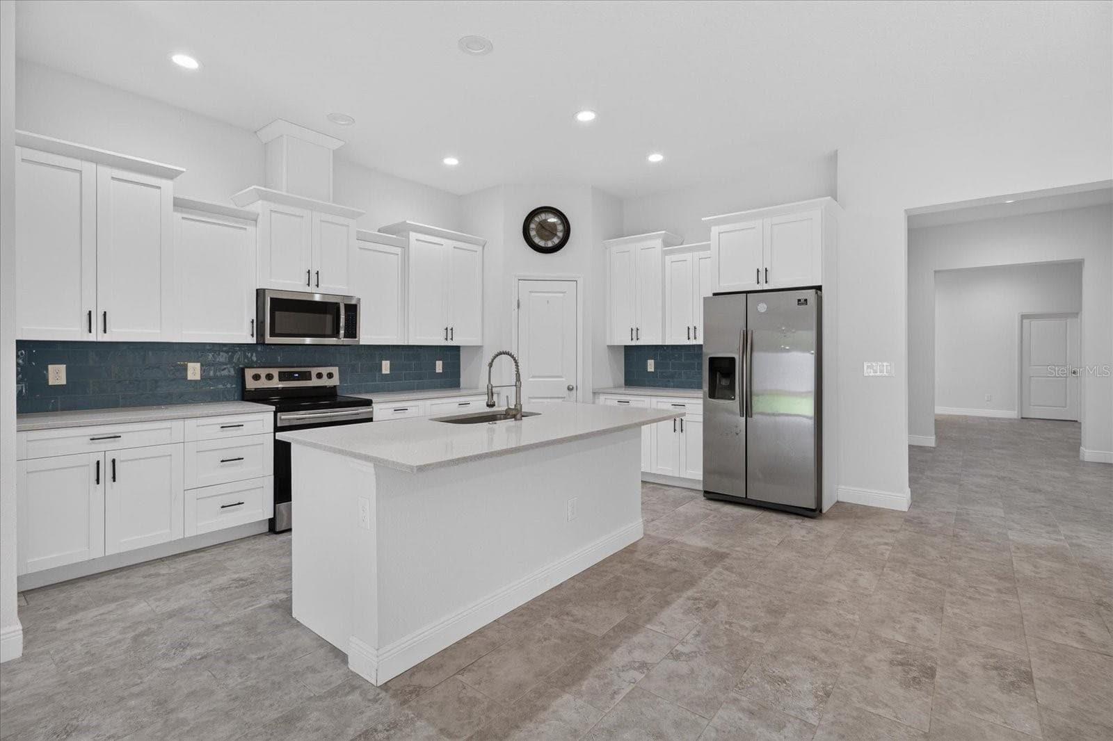 Single Family Residence at 5114 CHILKOOT ST, TAMPA, photo 15 of 90